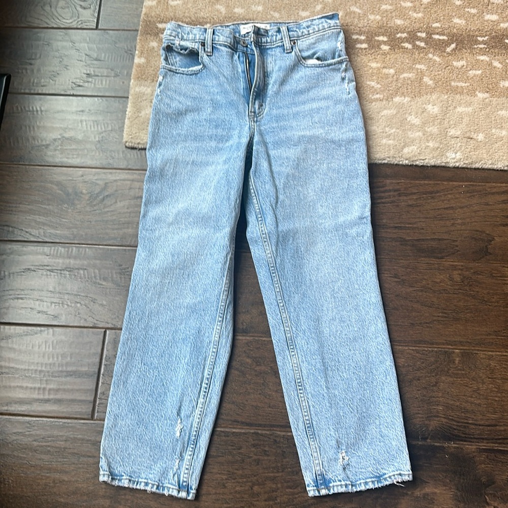 Abercrombie 90s straight jeans size 28 extra short